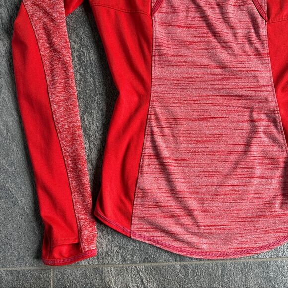 Athleta Running Wild Mix Crew Long Sleeve Scoop-neck Top Thumbholes XS - Picture 11 of 15